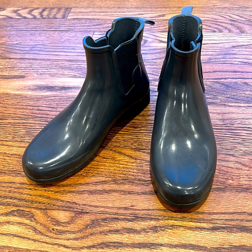 Hunter Boots
Original Refined Chelsea Booties, Dark Slate, 8
HUNTS2035622453169